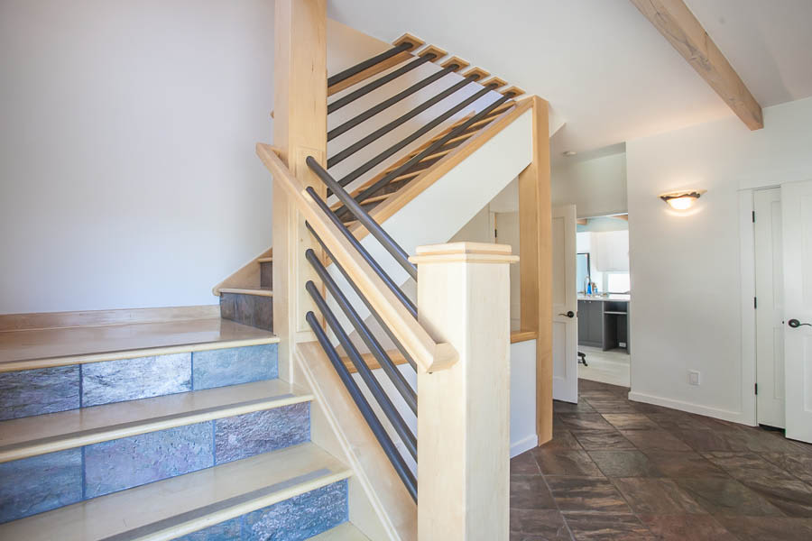 923 Cascade Ave – photo 5
