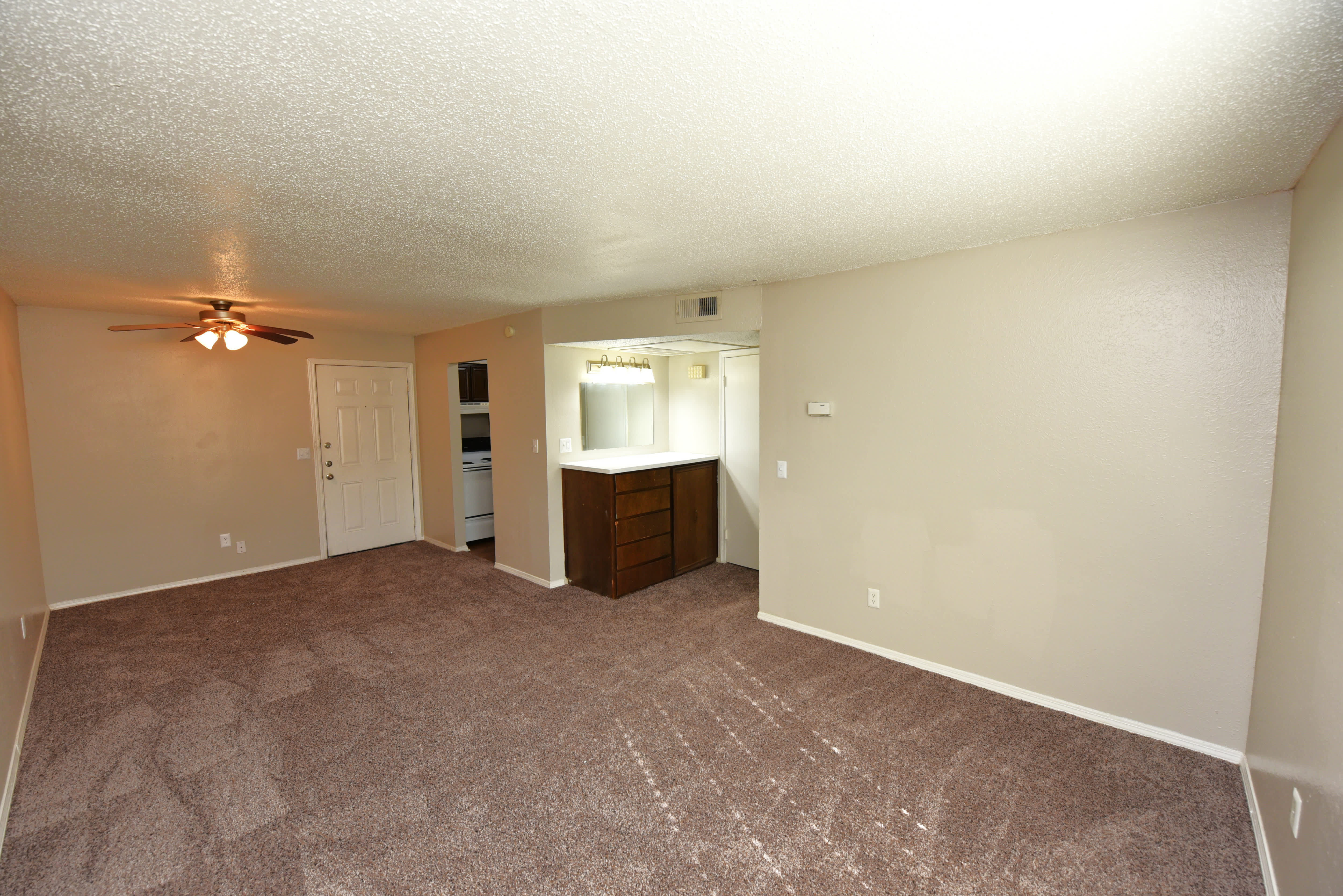 3 Bed 1 Bath Home In Mwc Country Estates Subdivision – photo 4
