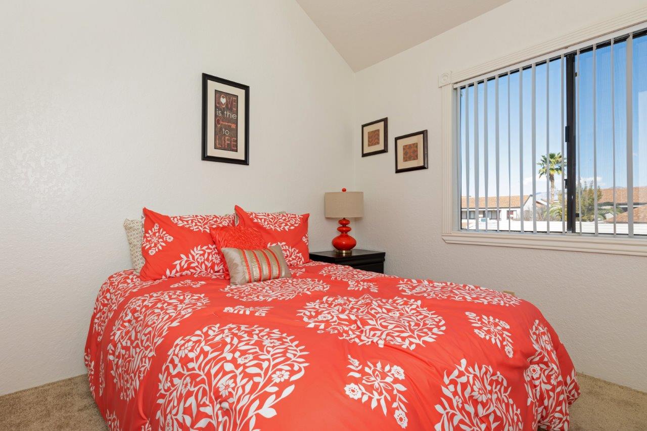 1143 East 12Th Street – photo 1