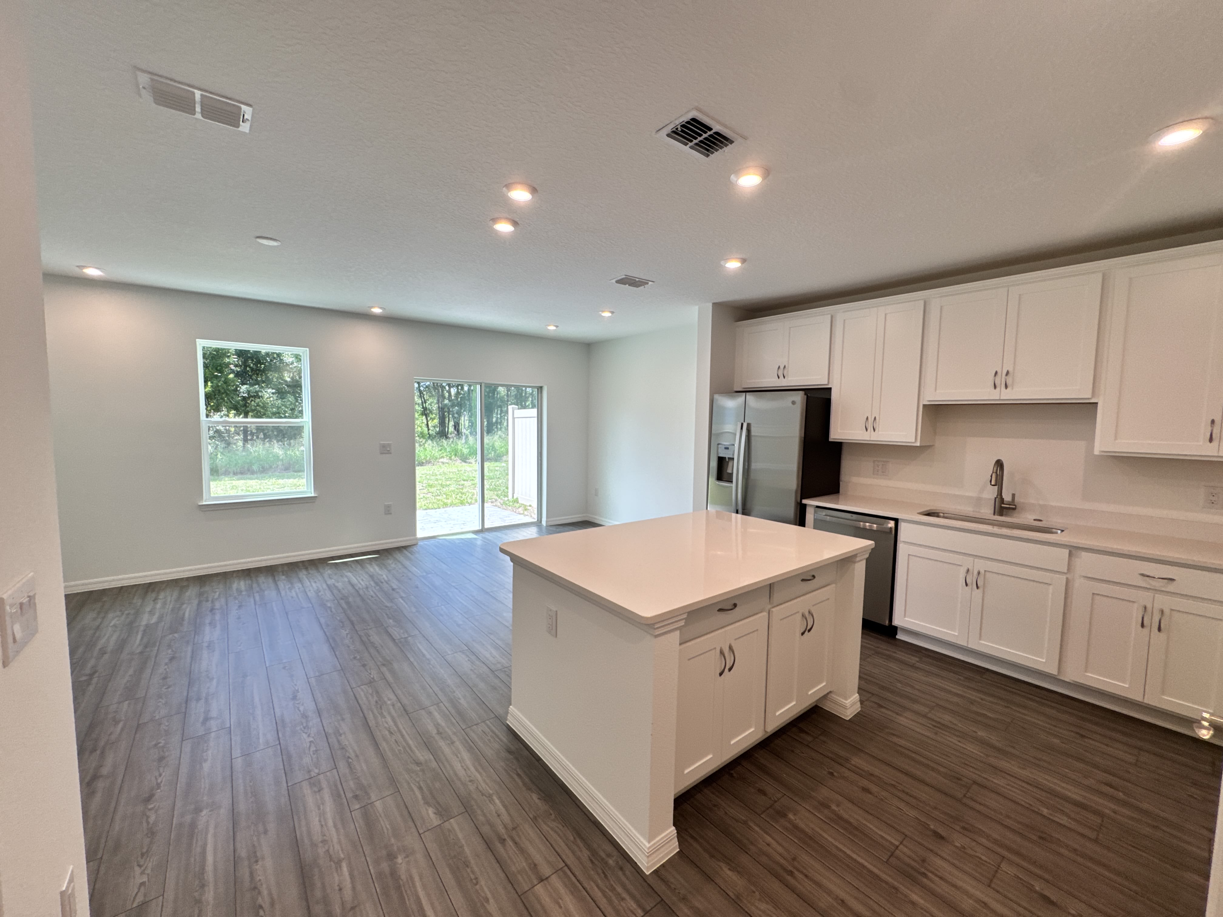 3031 Jessamine Dr – photo 3