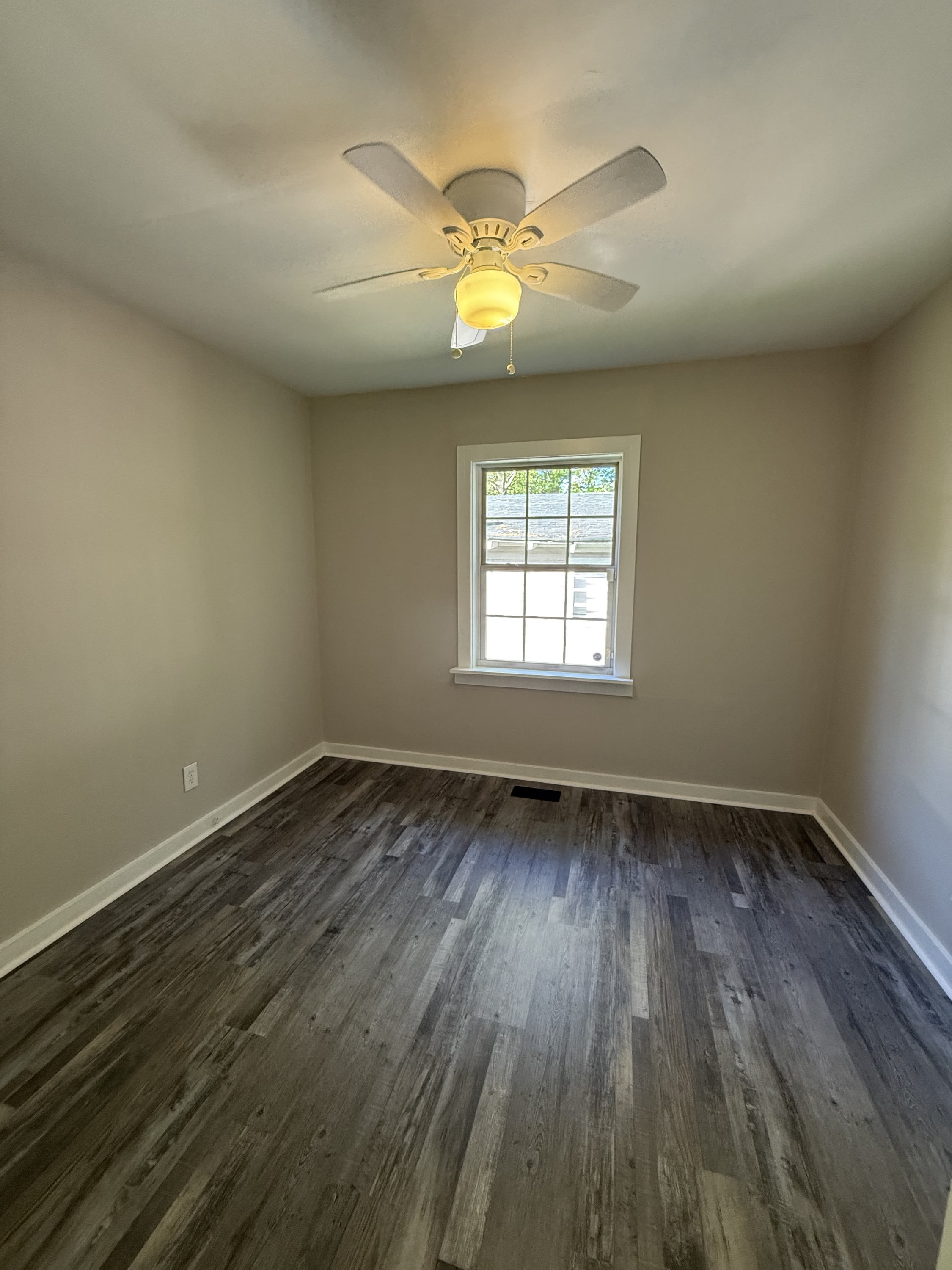 923 Woodward Road – photo 5