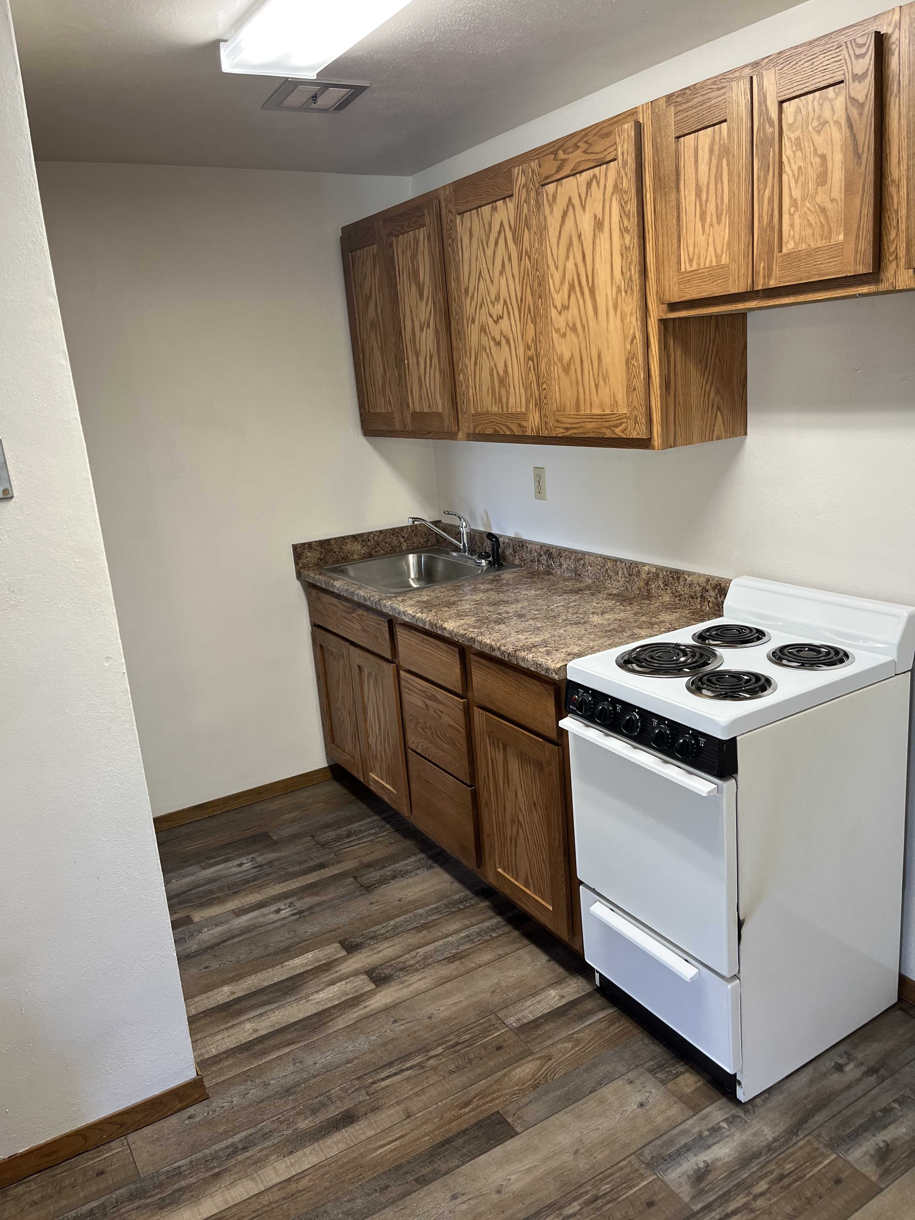 910 South Phillips Avenue – photo 2