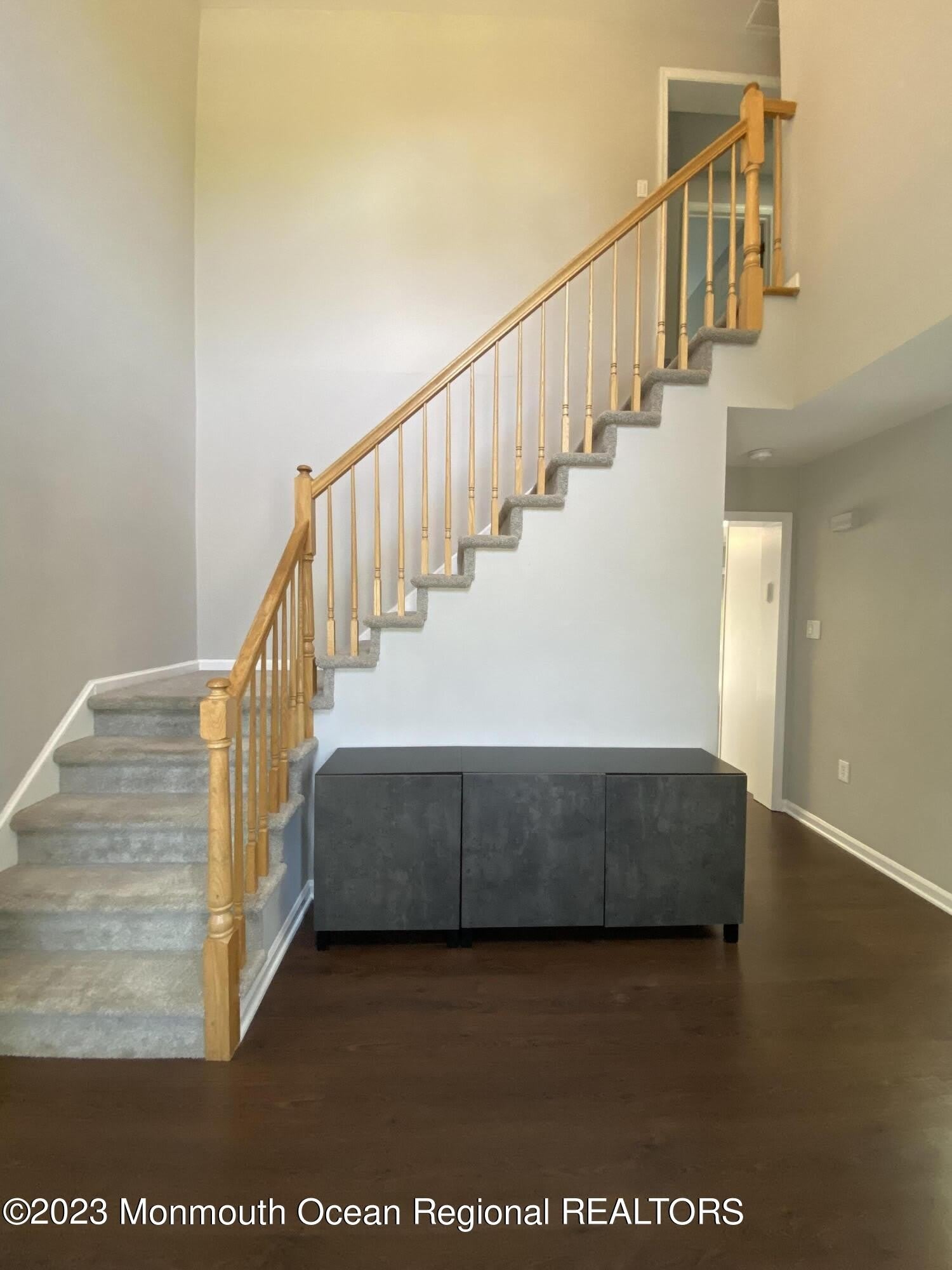 511 W Park Avenue – photo 3