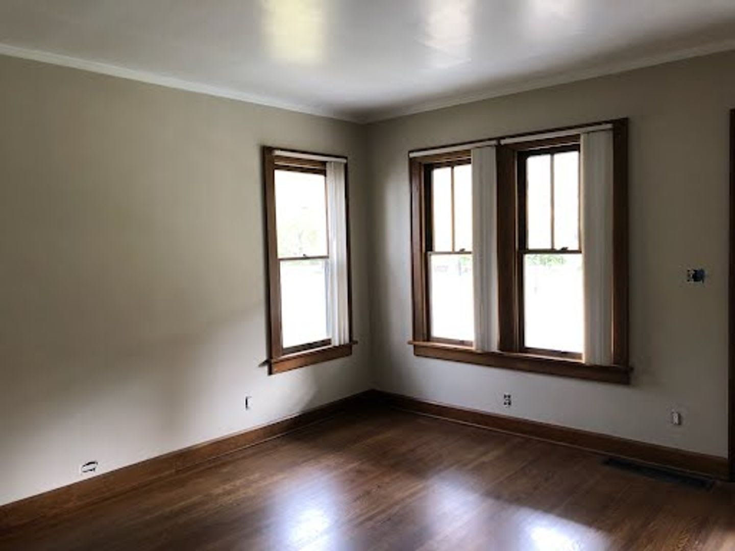 Beautiful 4 bedroom, 1 bath in Bexley. $500 off second months rent! – photo 5