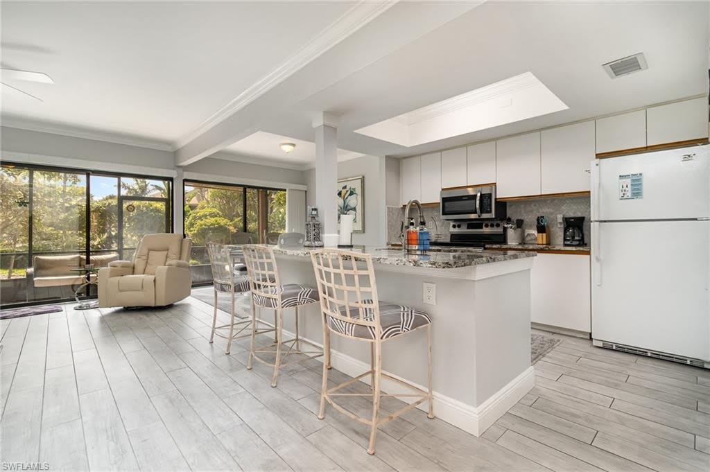 64 4th St – photo 4