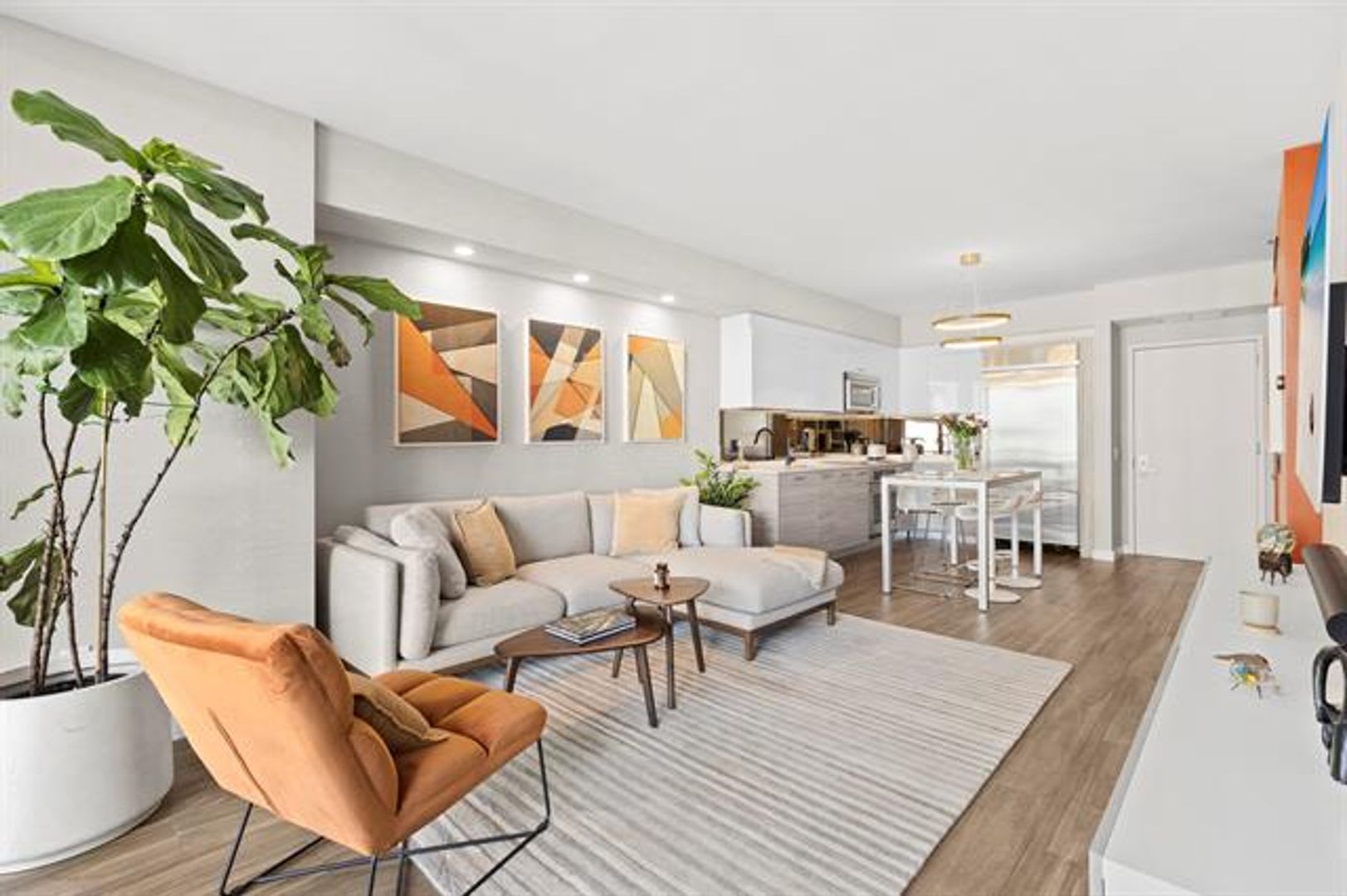 1300 Brickell Bay Cu 2105 Miami Fl 33131 – photo 2