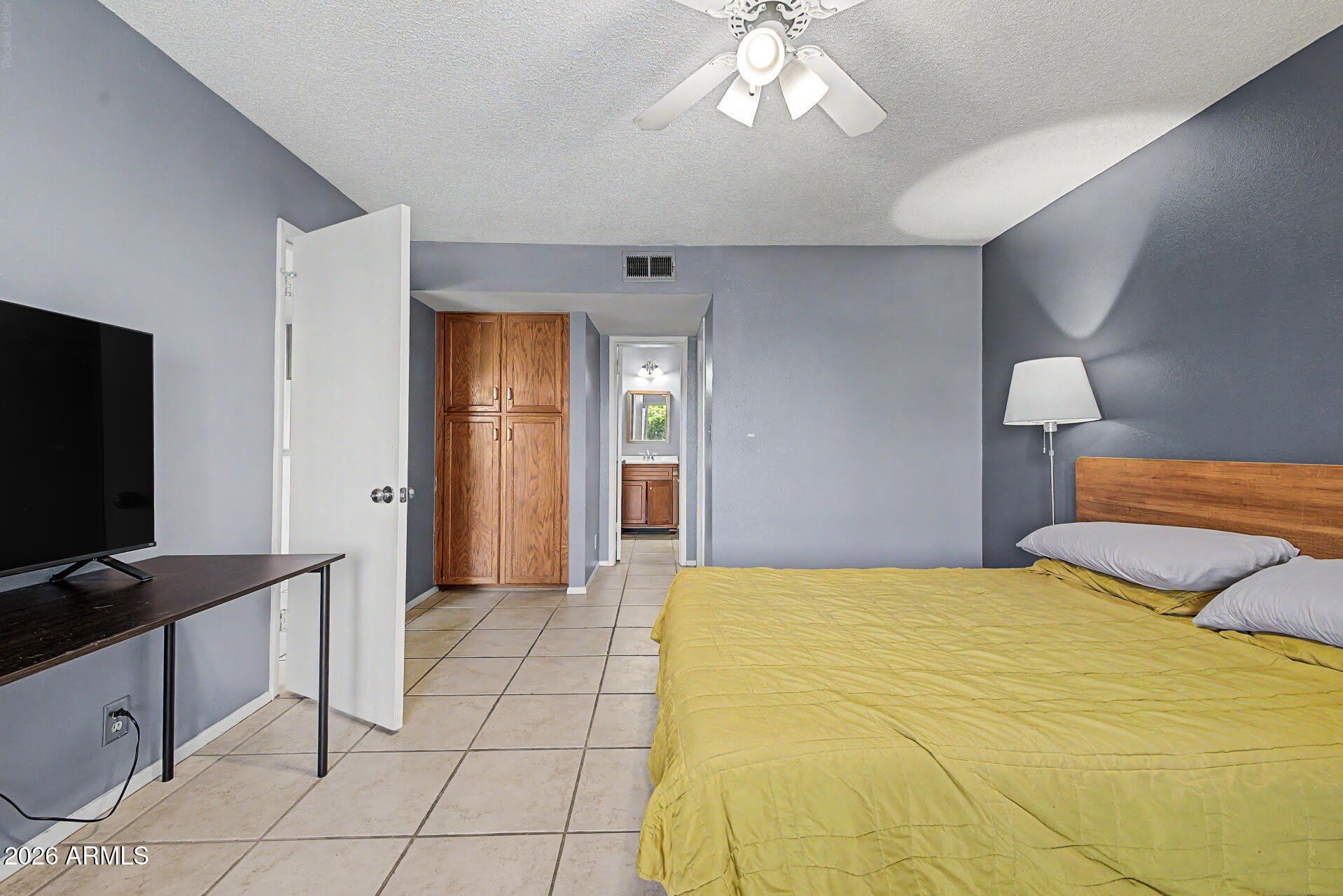 540 N May Street – photo 2