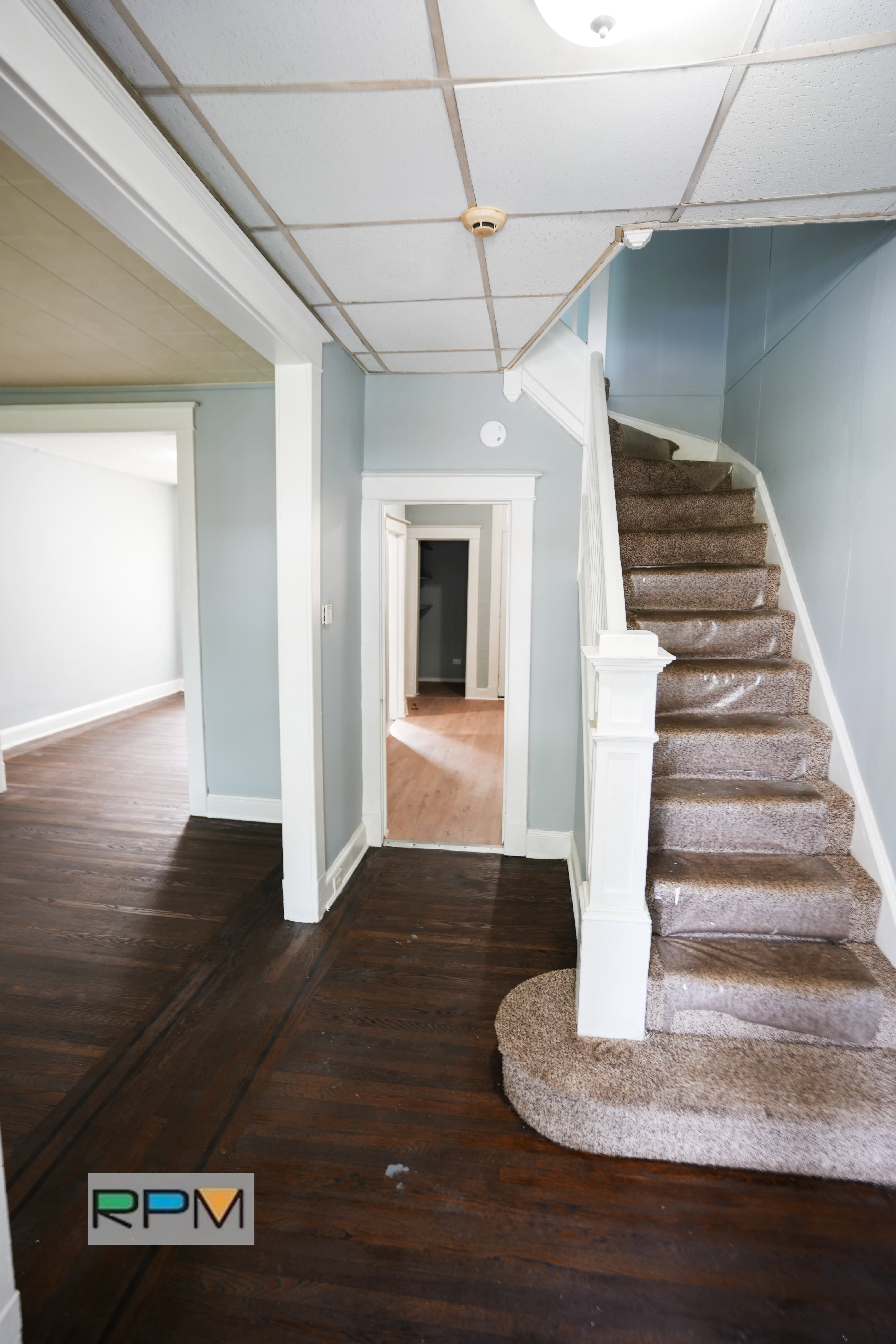 3221 Belmont Ave – photo 2