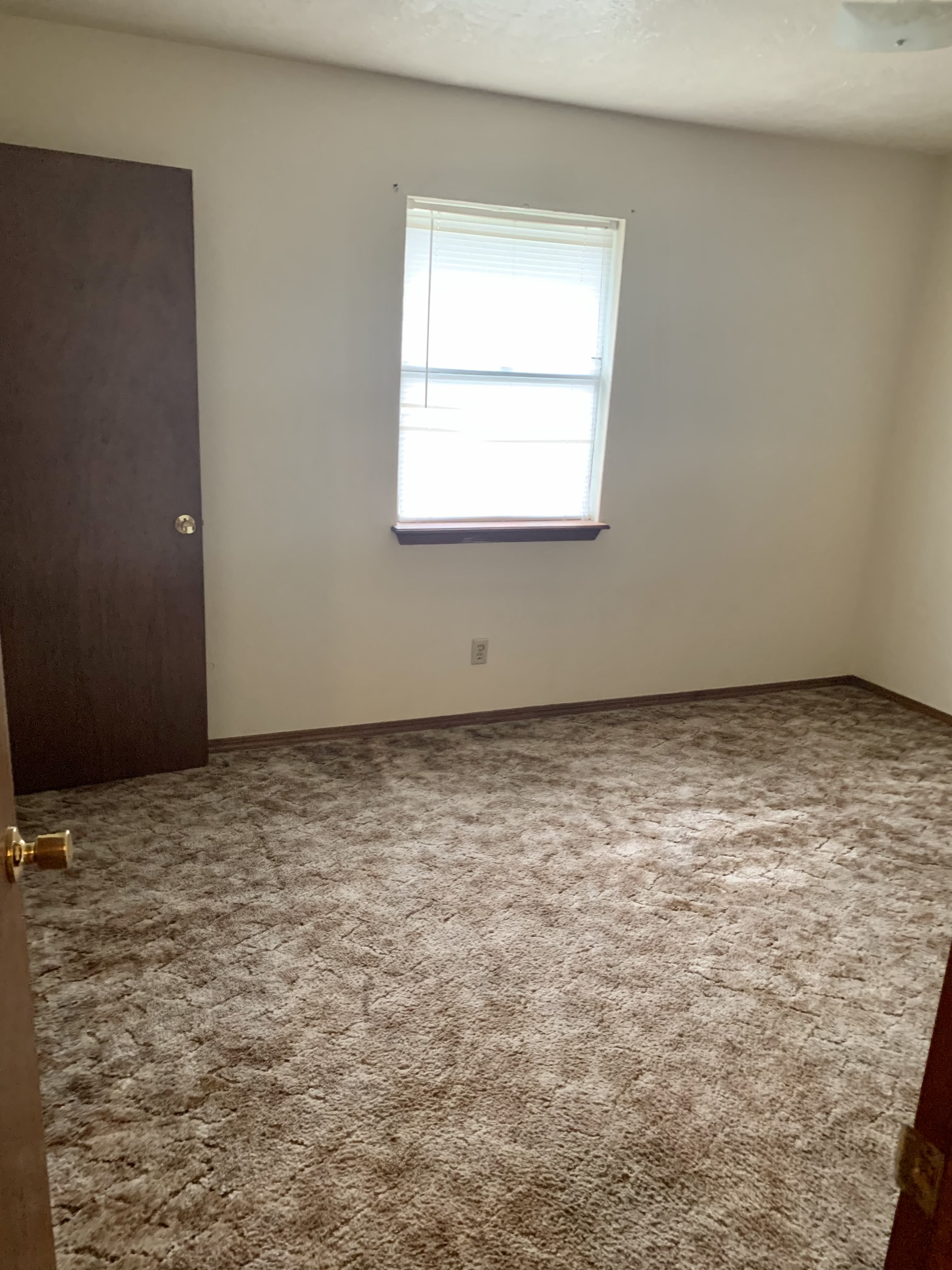 512 West Idaho Avenue – photo 4