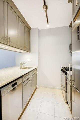 233 E 86TH Street – photo 3