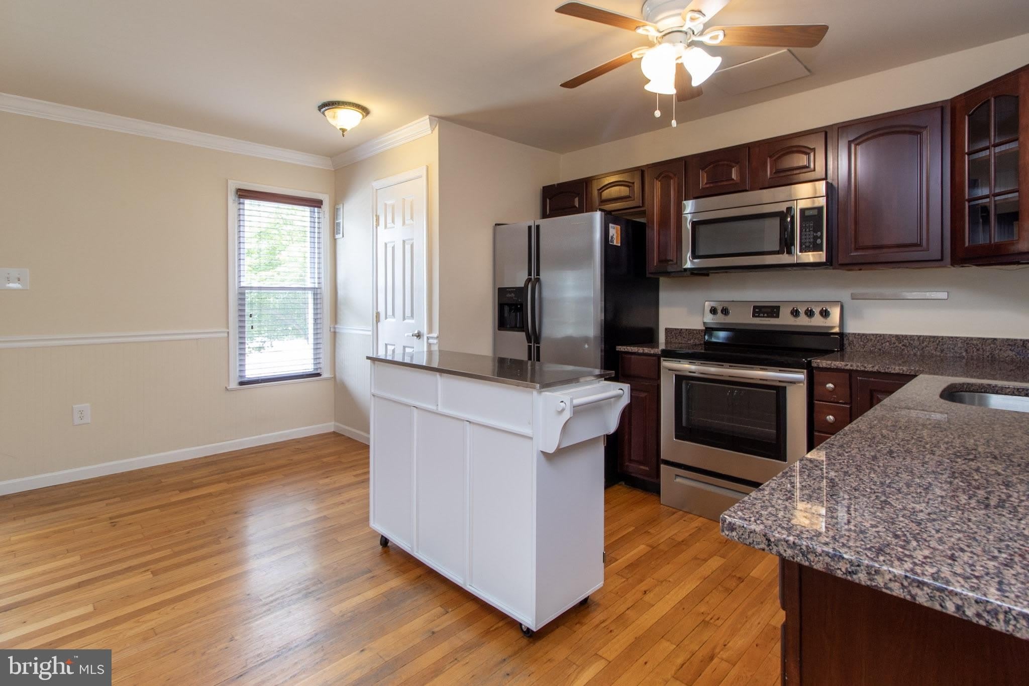 1036 HYDE PARK Drive – photo 5