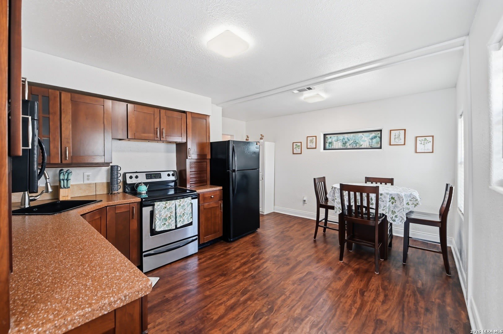 142 PENNYSTONE AVE – photo 3