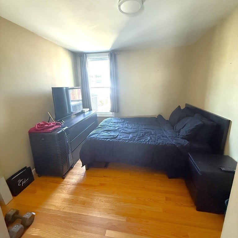 518 E 3Rd – photo 4
