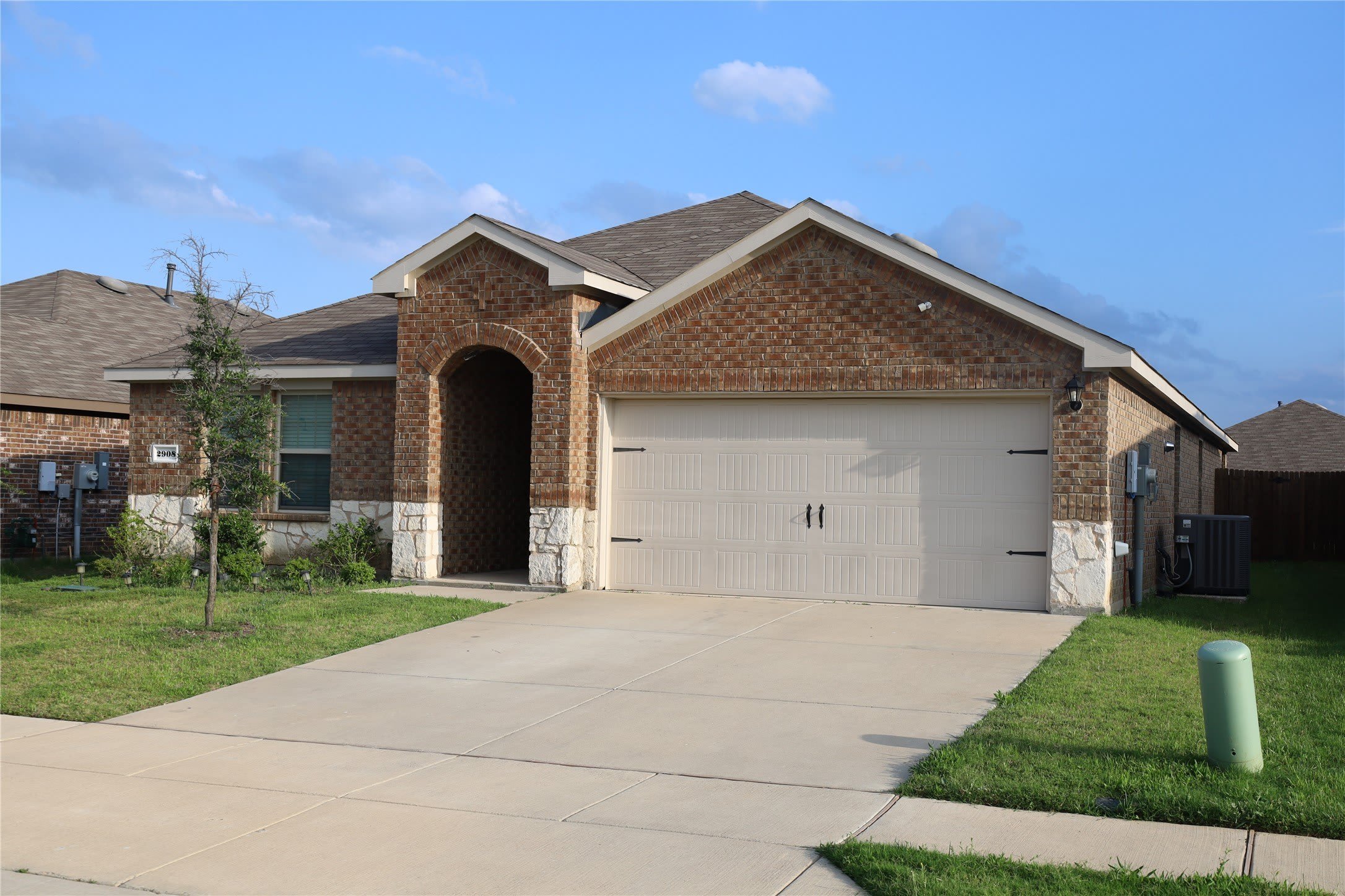 2908 Roper Street – photo 2