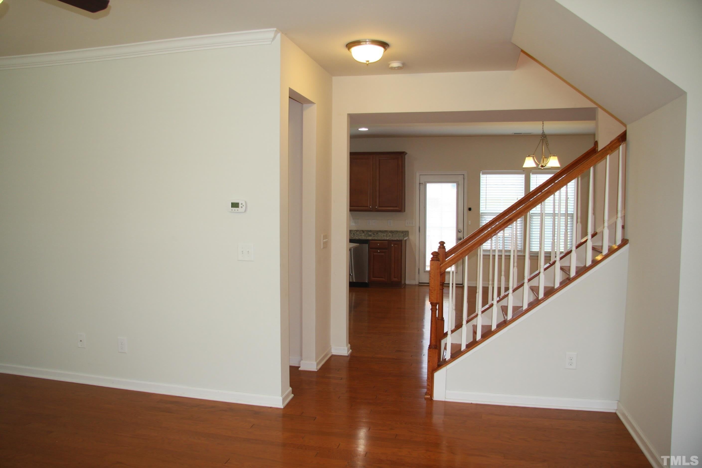 1012 Semora Lane – photo 4