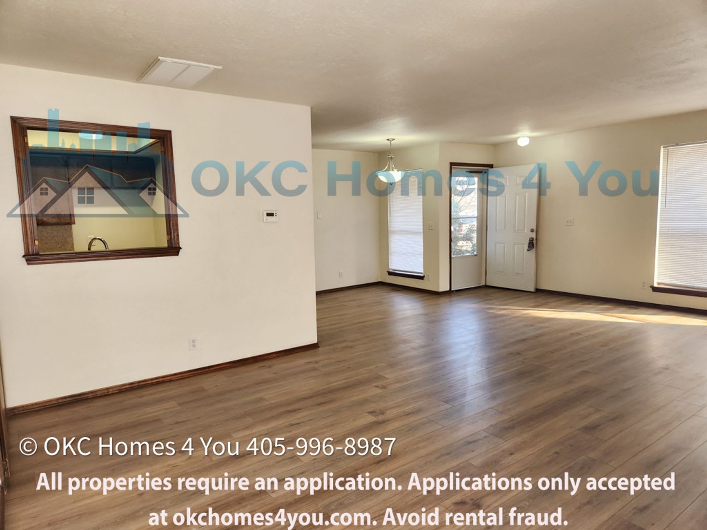 Large 3 bed, 2 1/2 bath duplex. – photo 3