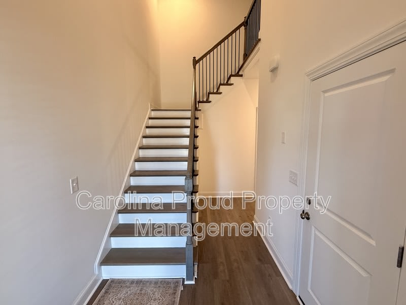 1413 Dorset Drive #A – photo 3