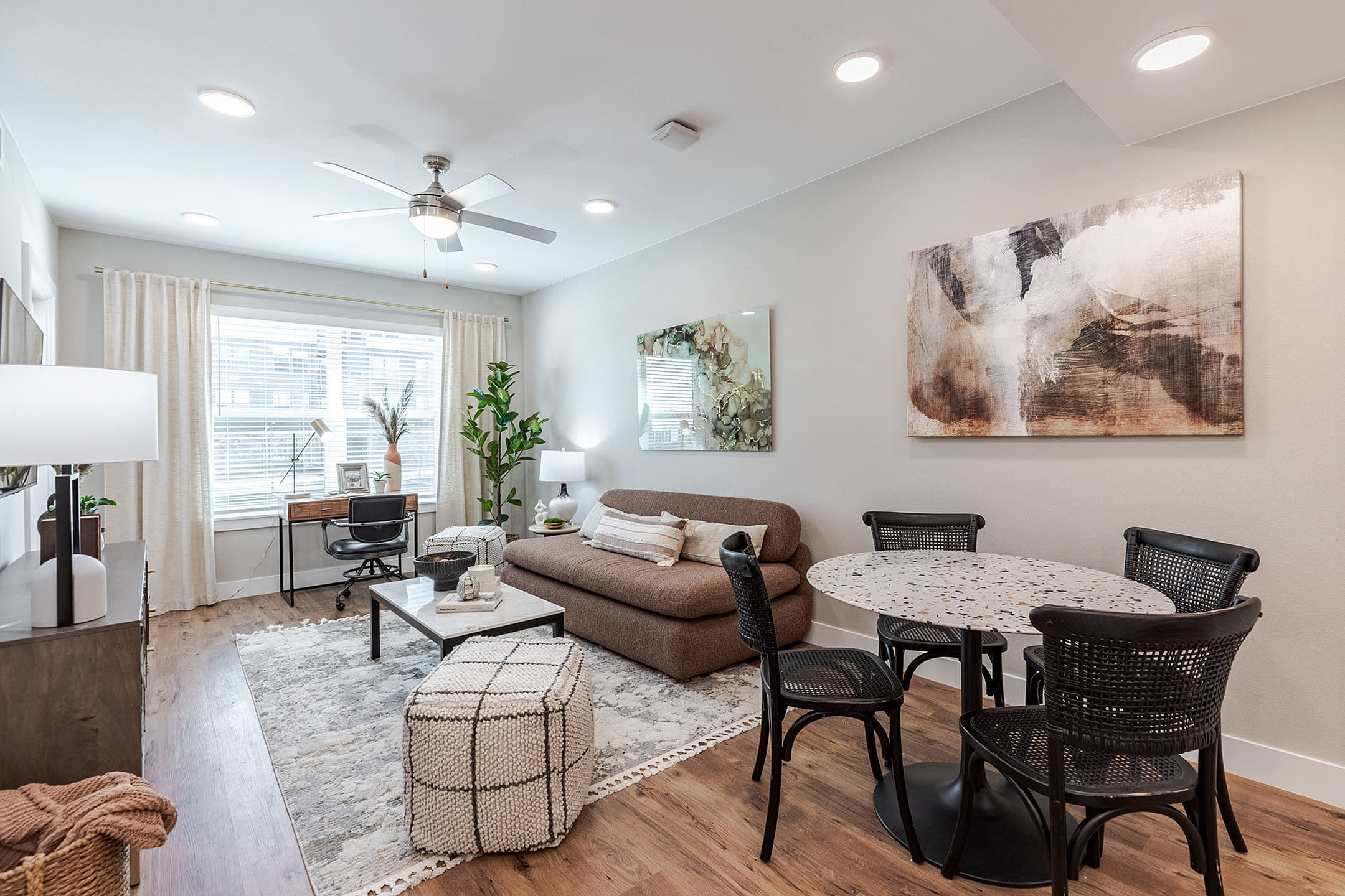 Flatiron Flats Apartments – photo 4