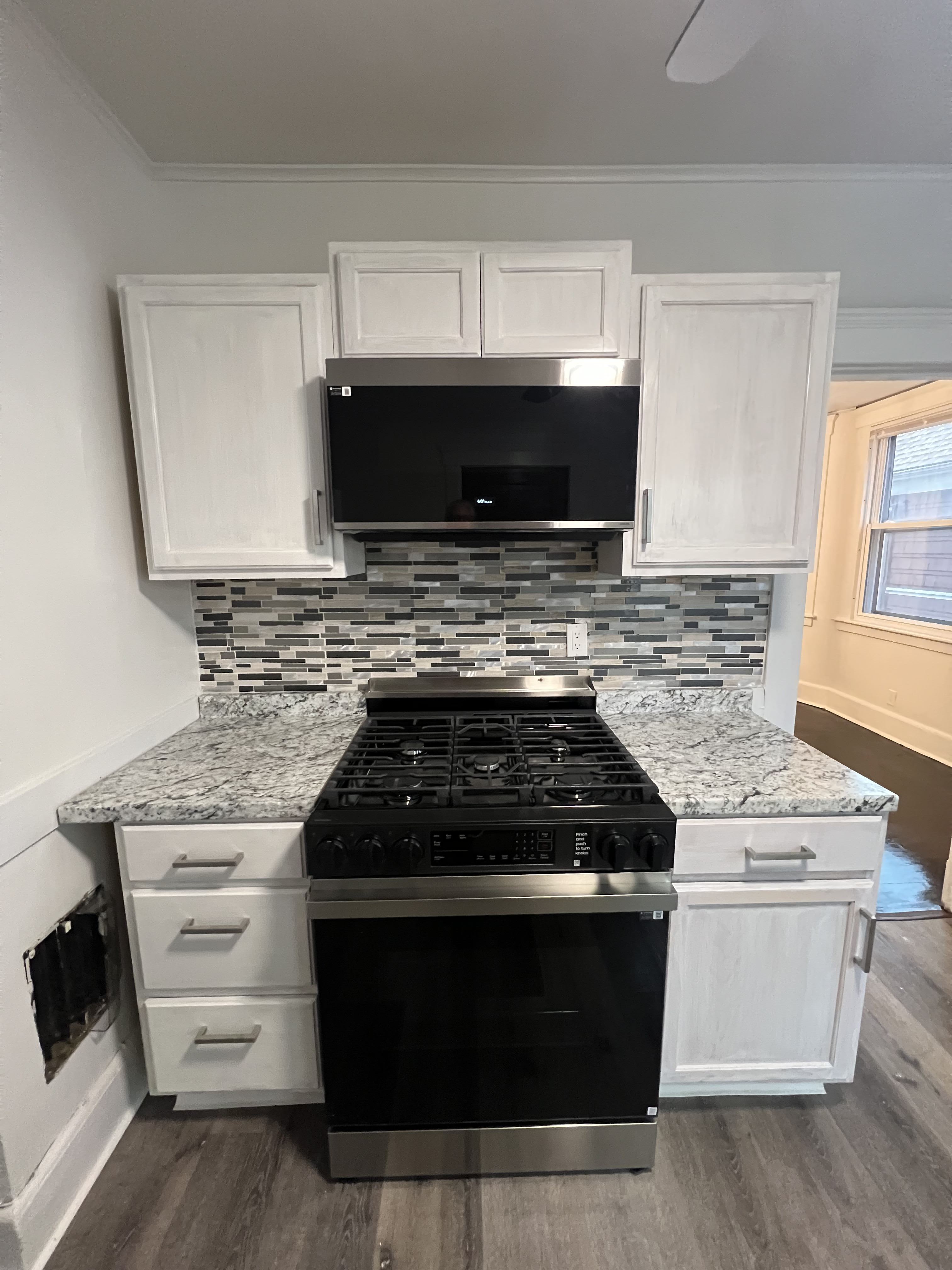 37 Center St – photo 3