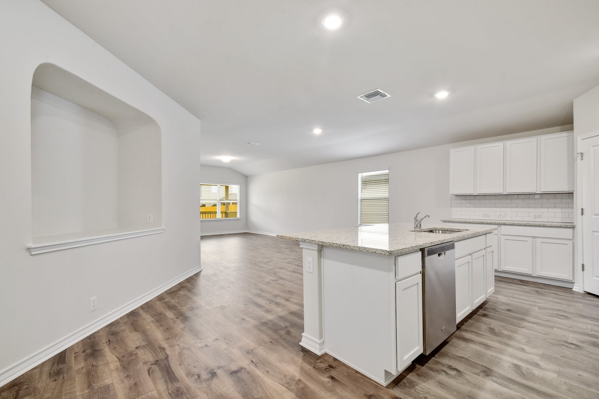14042 Mudstone St – photo 3