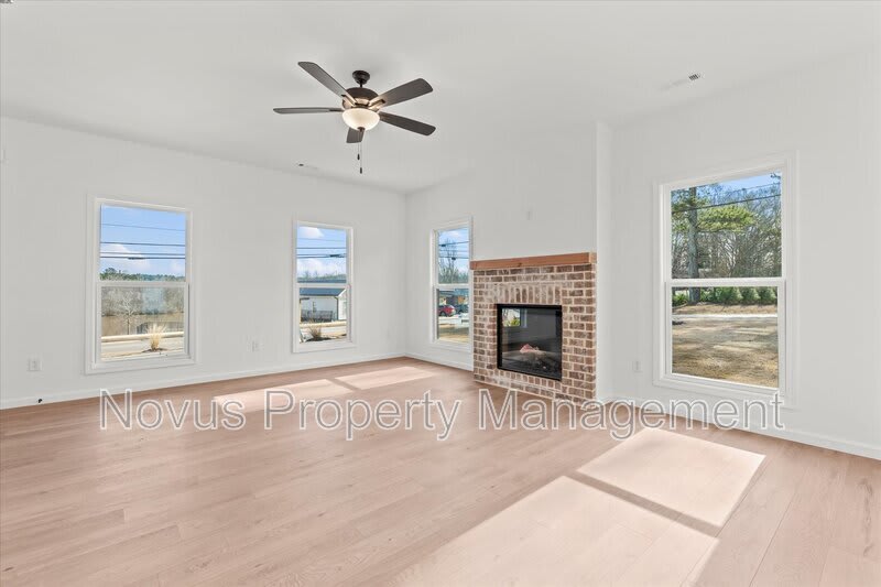 105 Carroll Circle – photo 5