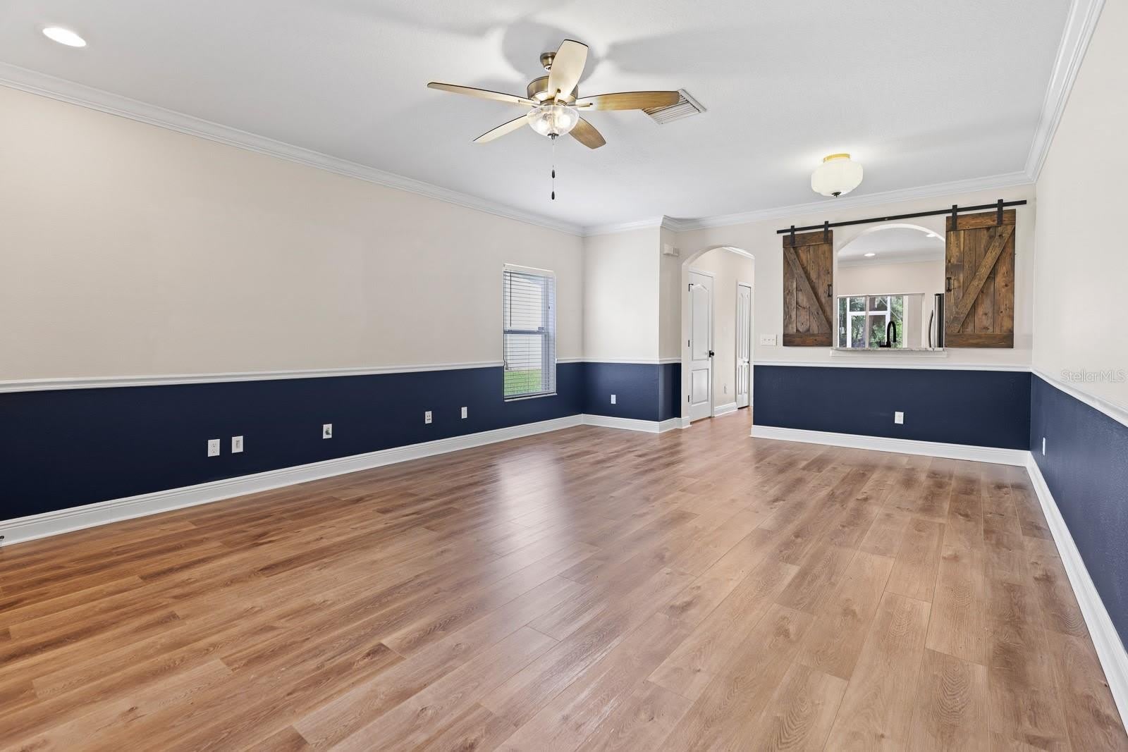 15836 FISHHAWK FALLS Drive – photo 4