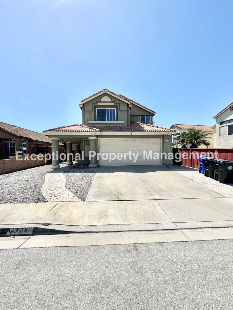 Great 5 bed 3 bath home – photo 1