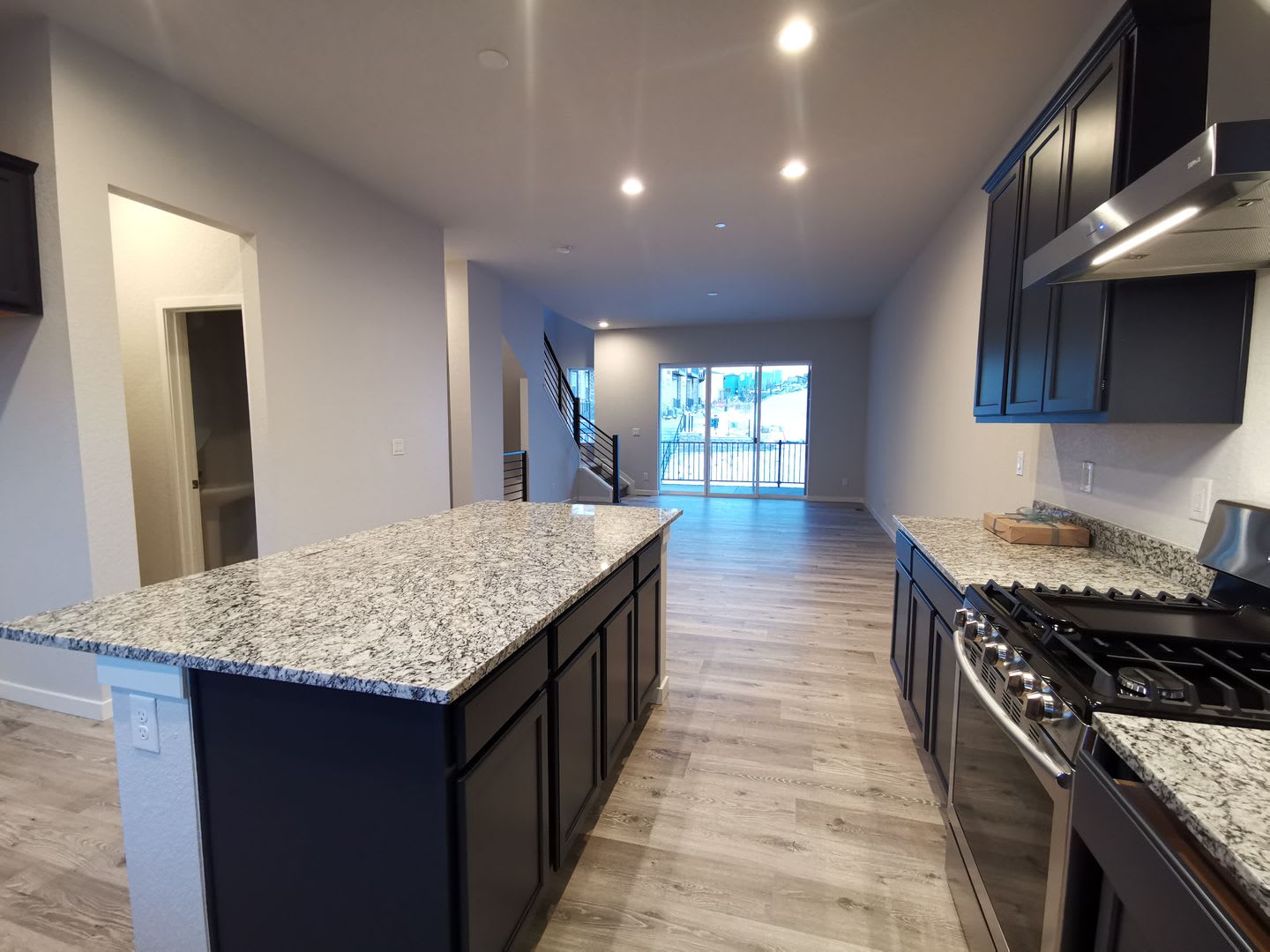 Beautiful Modern 3BD/4BA Townhome in the Heart of Superior! – photo 5