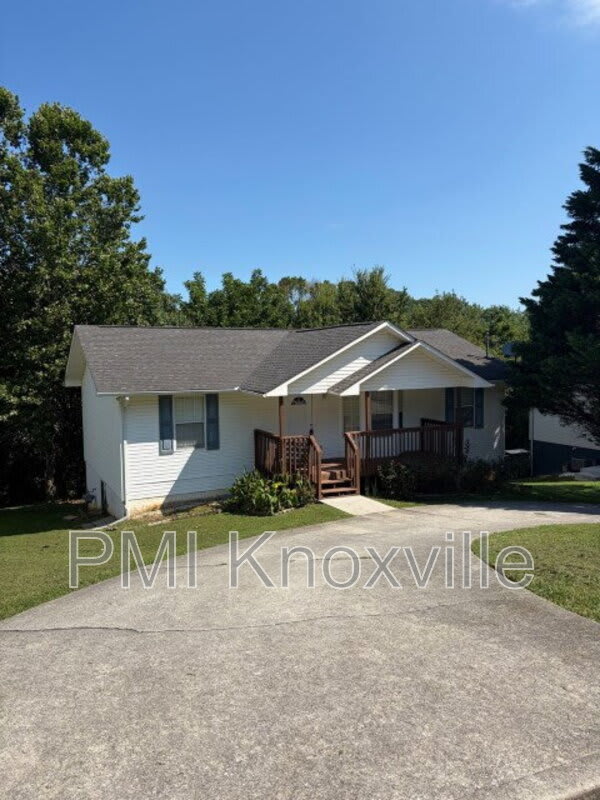 4136 Larigo Drive – photo 2