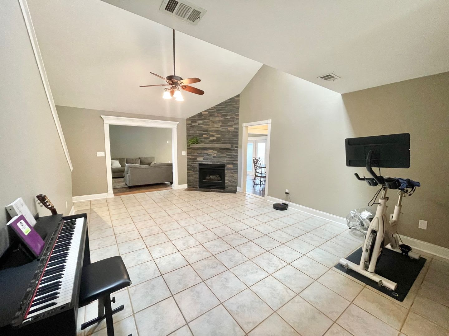 132 Menzel Street Valparaiso, FL 32580 – photo 3