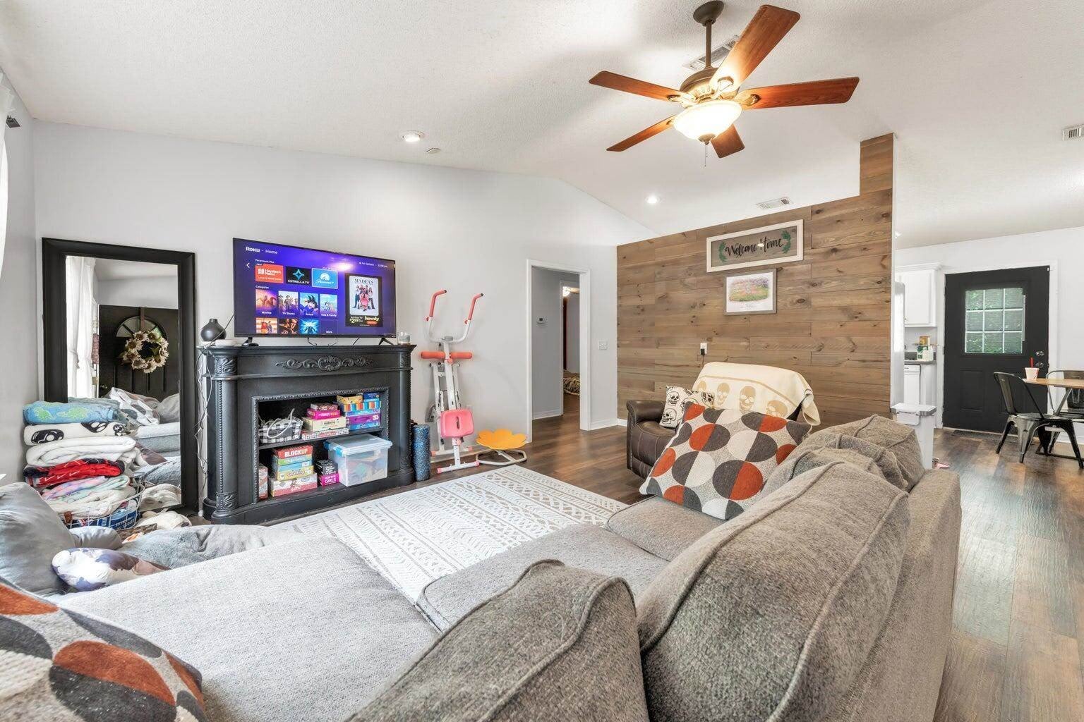 5246 Sewell Road – photo 5