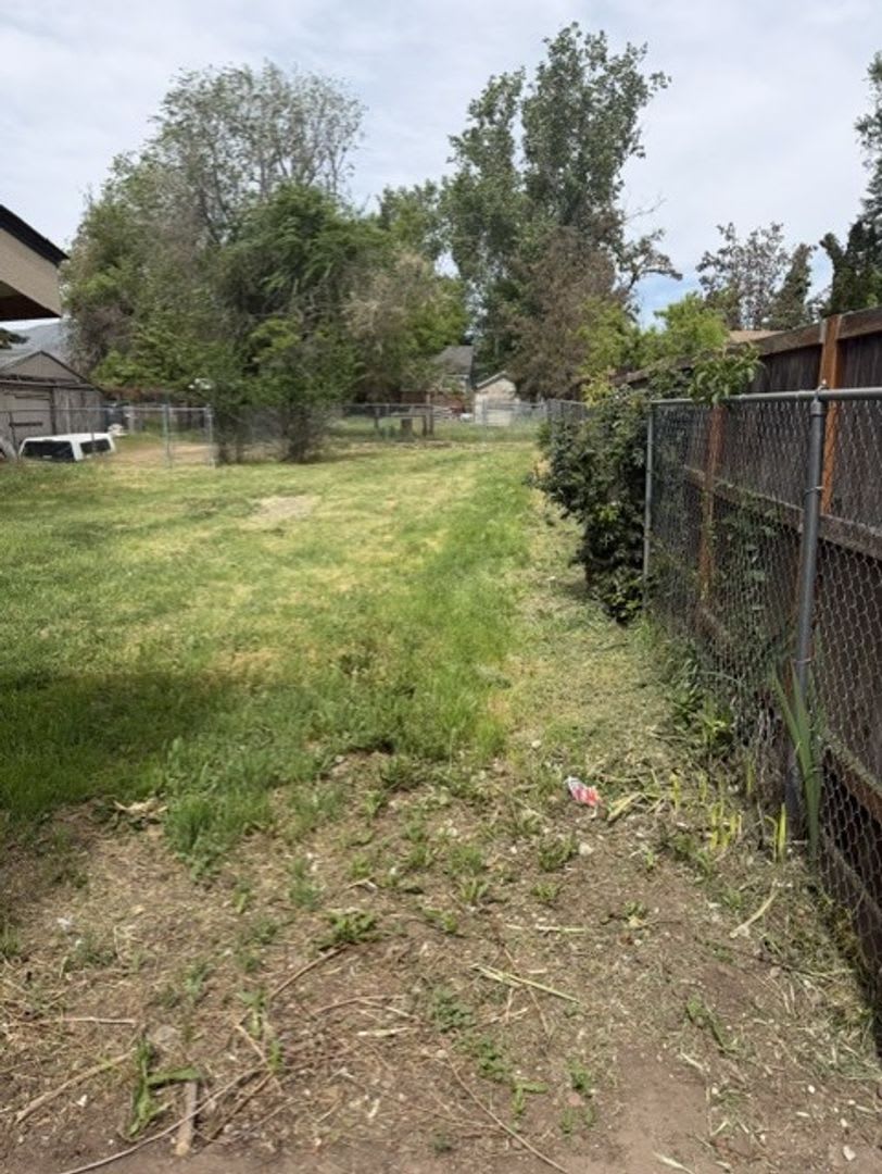 4 Bedroom 1 Bath Home – photo 3