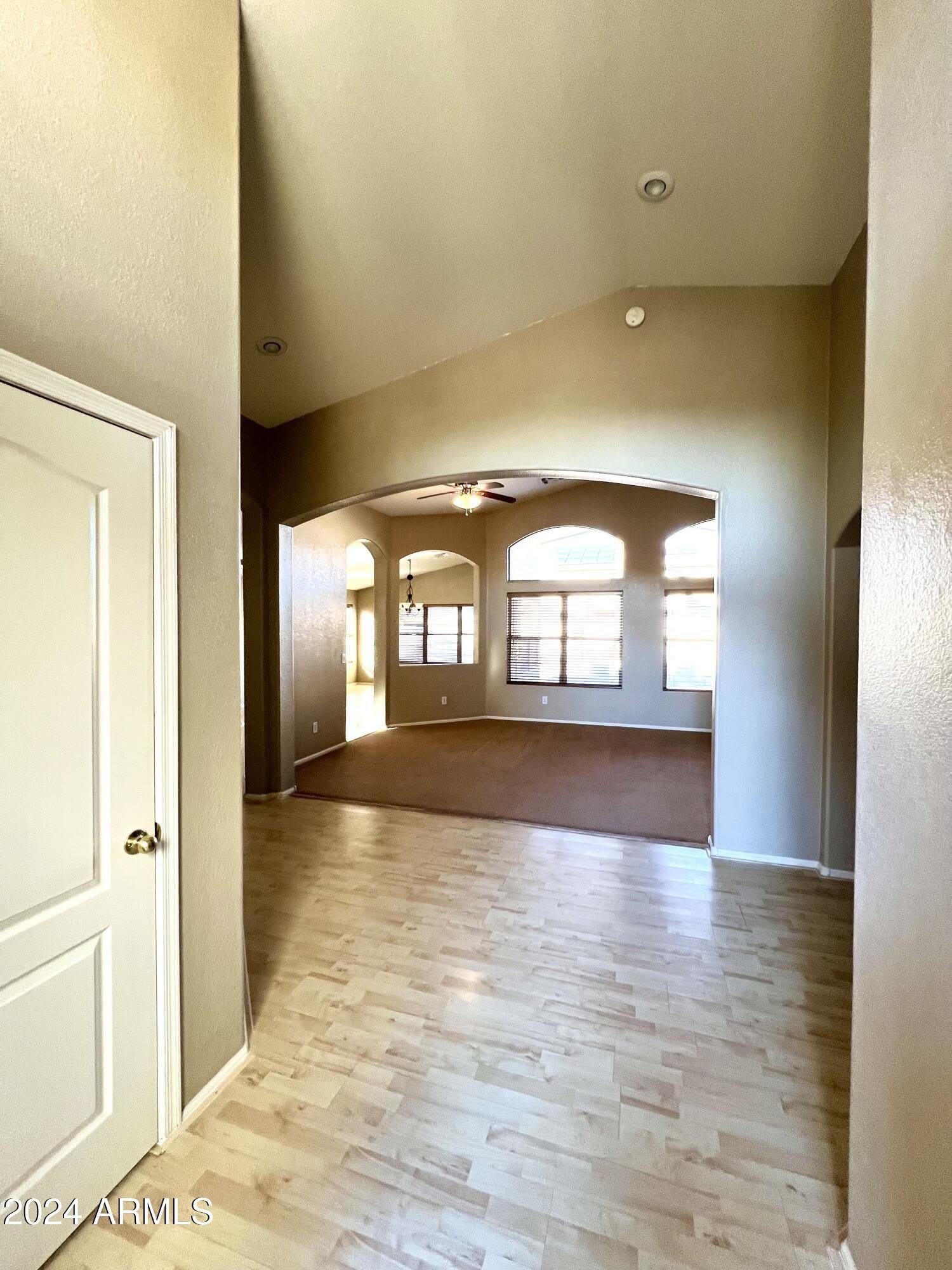 11210 E Pronghorn Avenue – photo 2