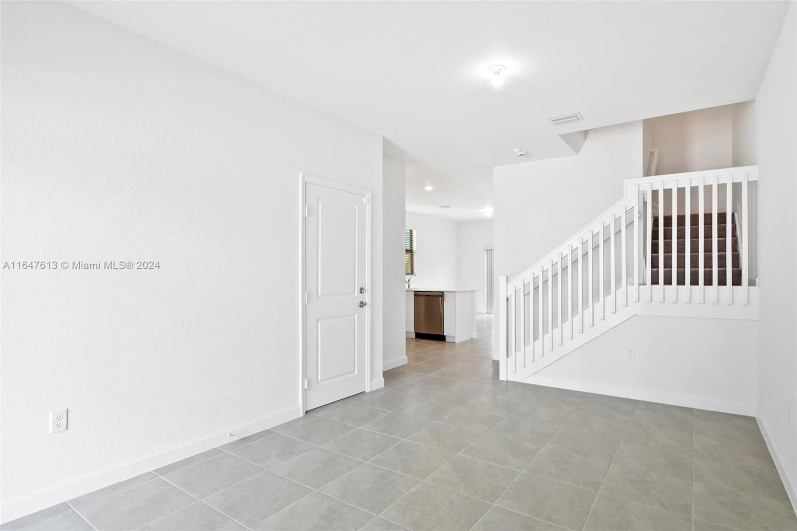 11934 Southwest 247th Terrace – photo 5