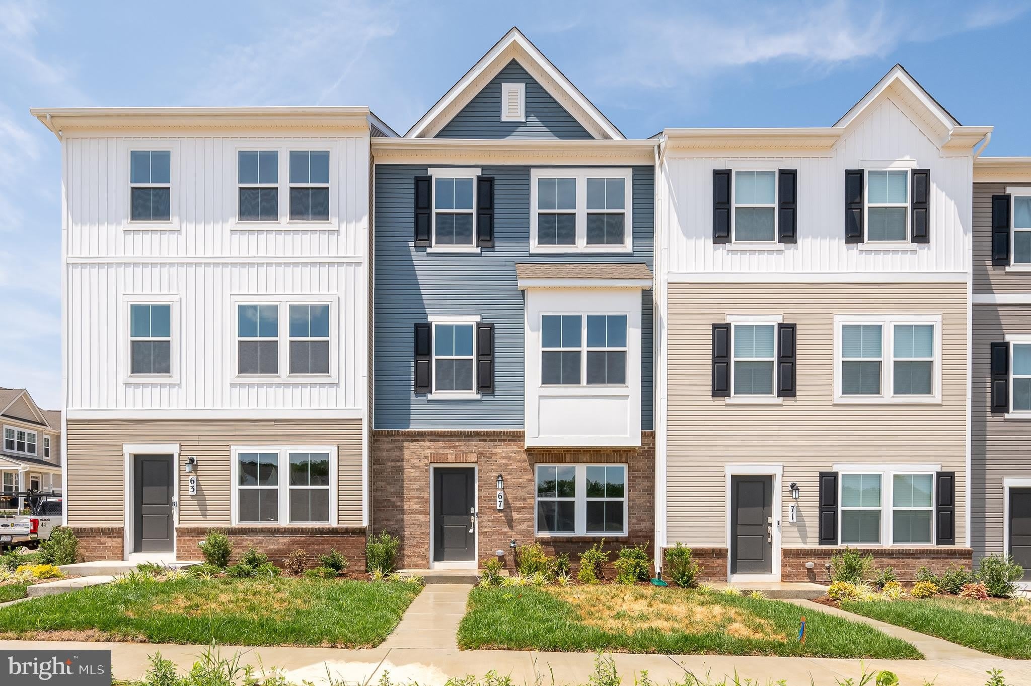 67 SWAN FIELD Avenue – photo 1