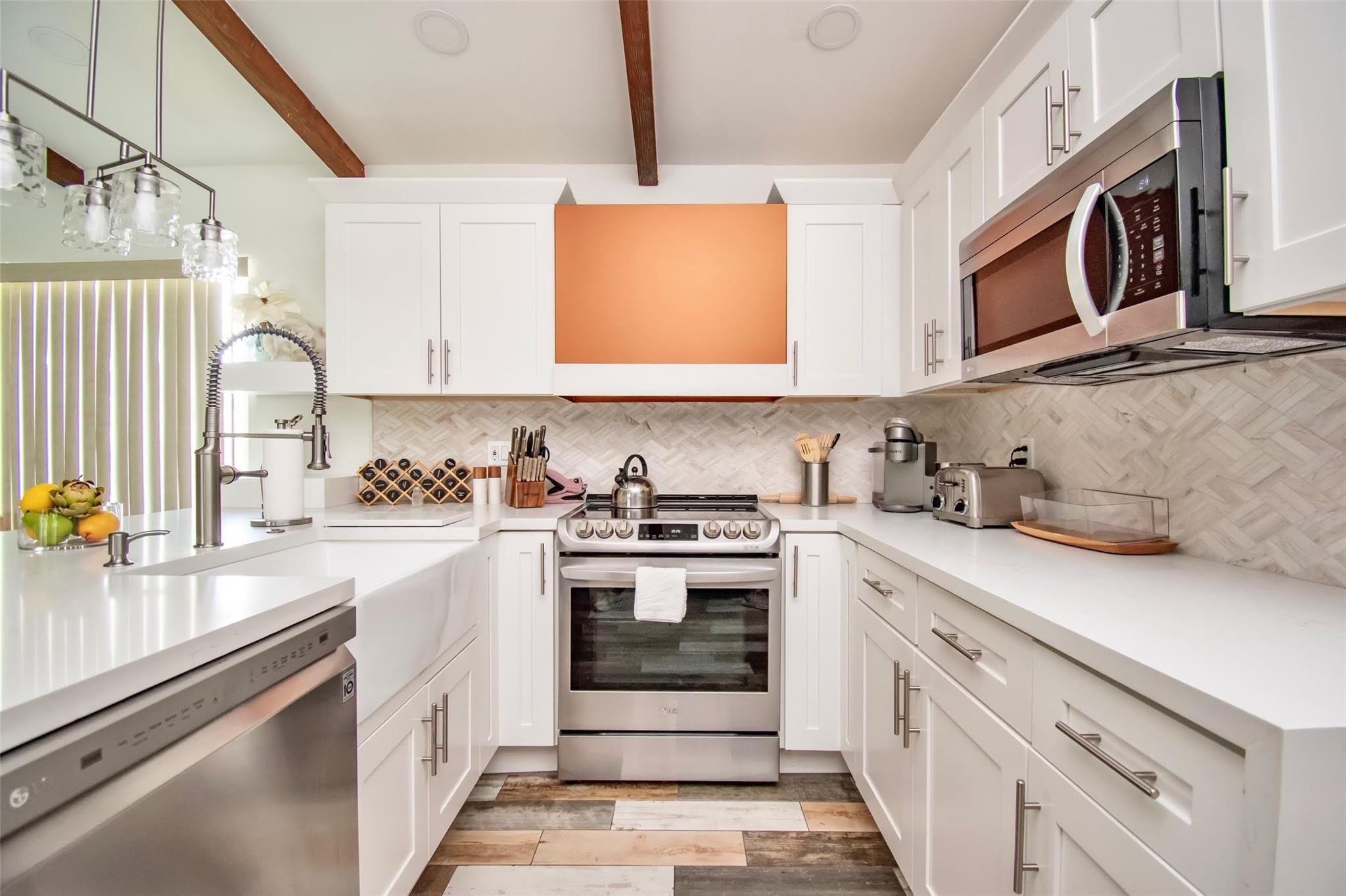 6557 Country Wood Way – photo 2