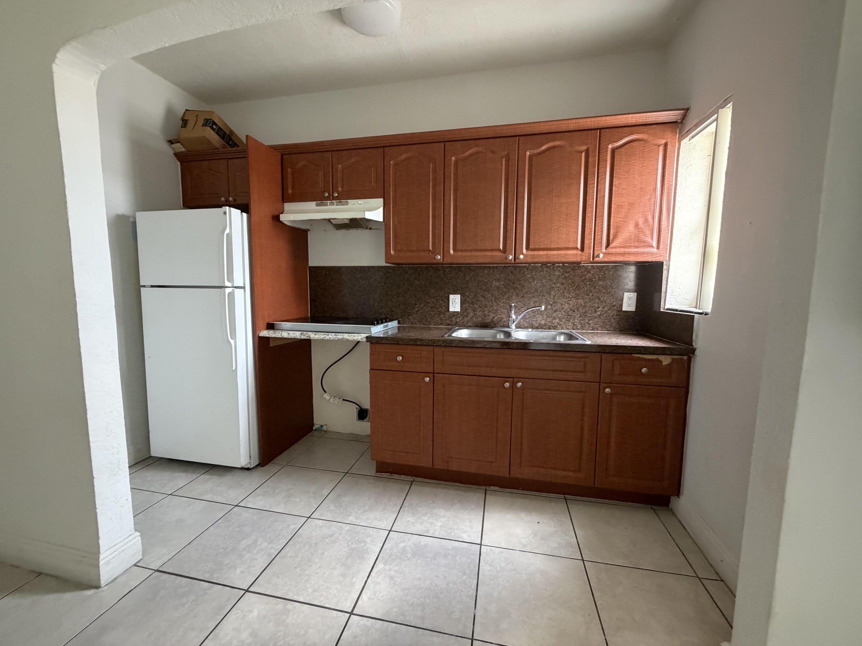 313 N Krome Avenue – photo 3