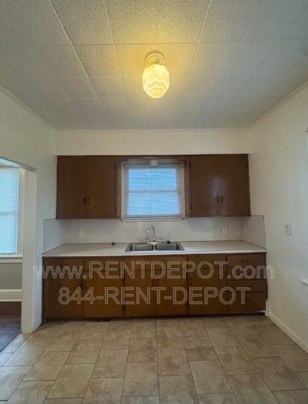 501 Maxwell Ave – photo 4