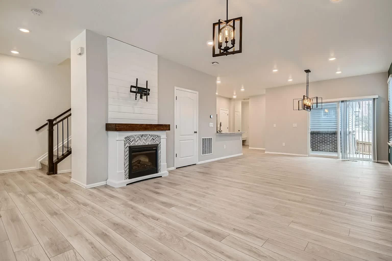 14064 Harrison Street – photo 2