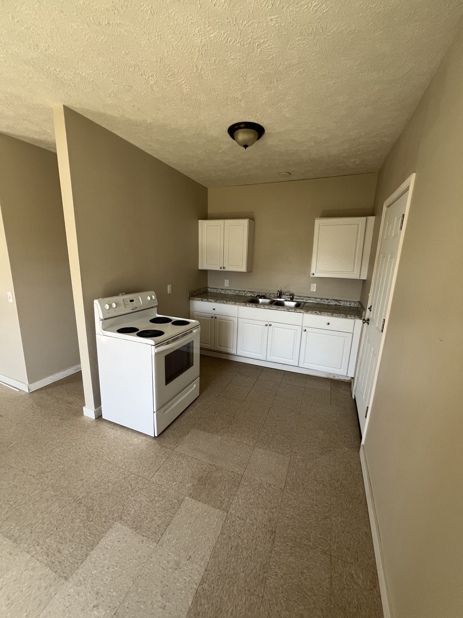 914 Dartmouth Avenue Southwest C – photo 2