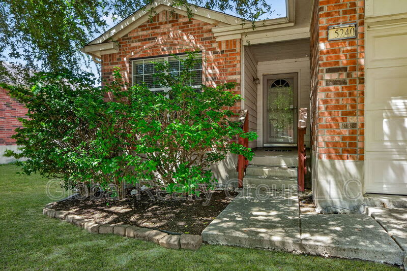 5240 Brookline – photo 3