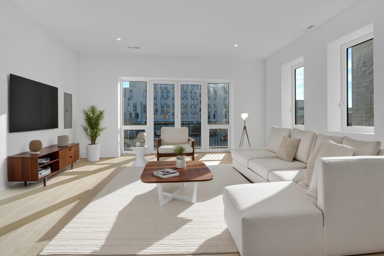 505 W Elm Avenue – photo 3