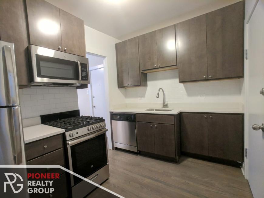 2645 North Spaulding Ave. – photo 4