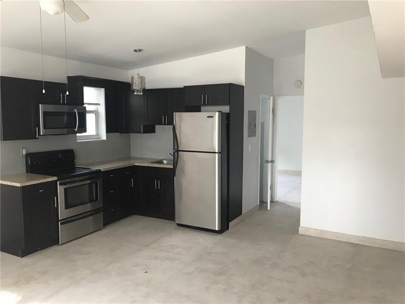725 S 20th Avenue – photo 1