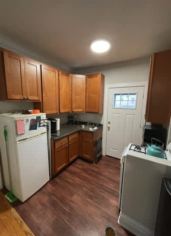 631 W Roscoe St – photo 4