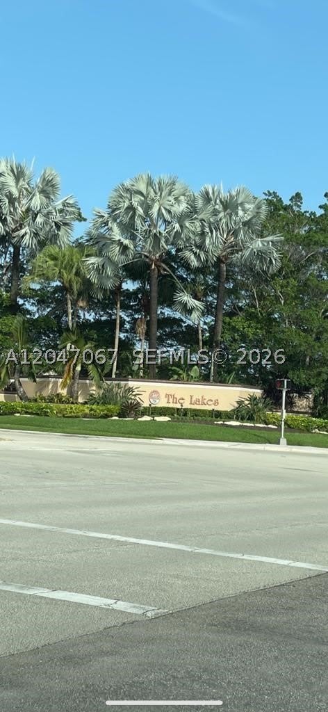 558 Stonemont Dr – photo 2