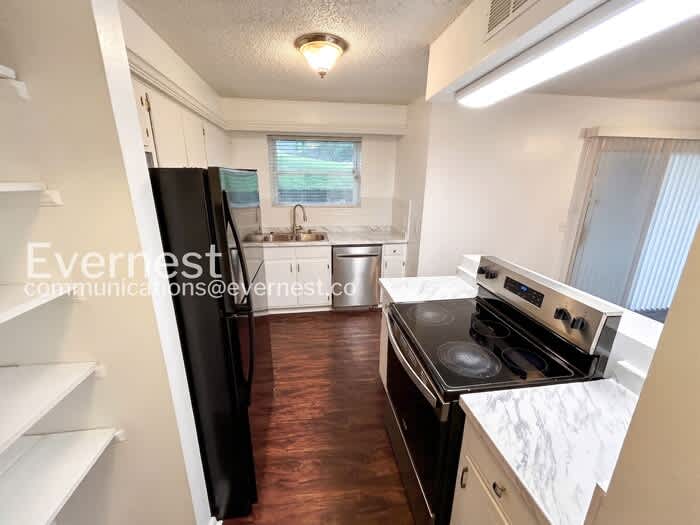 5510 Country Drive – photo 4