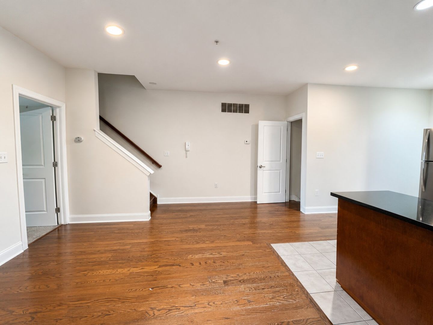 Spacious 7-Bedroom Home Near Temple University – photo 5