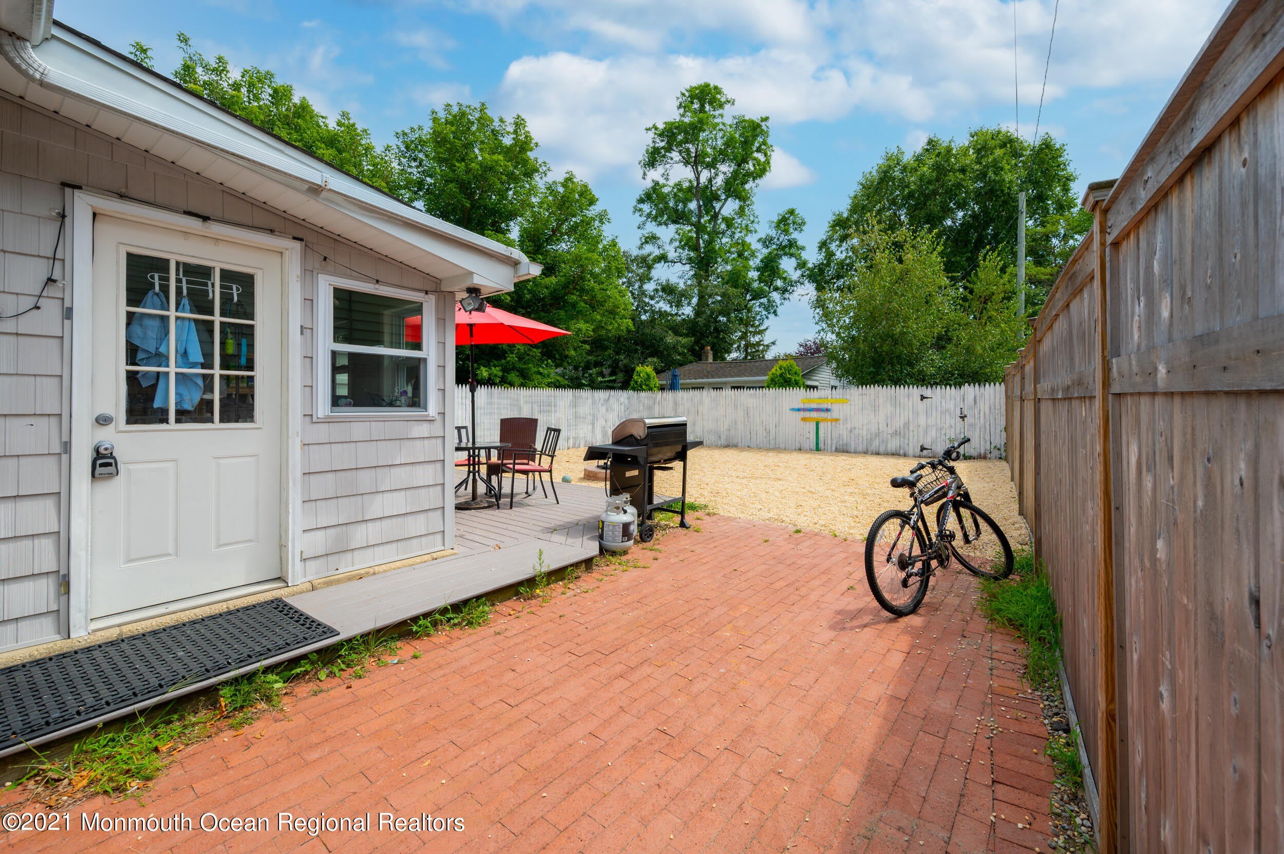 203 Bridge Avenue – photo 3