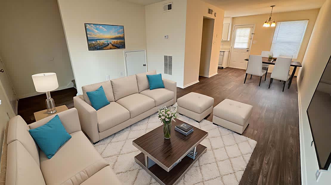 Woodstream Farms Apartments – photo 2